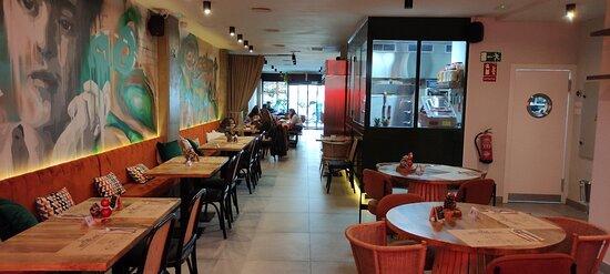 Alexs Slow Smoked Bbq